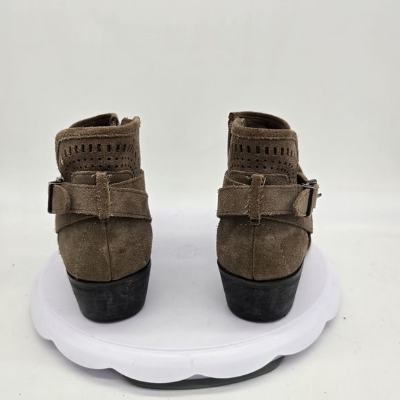 Vince Camuto Shoe Women's 8.5 M Pralata Ankle Booties - Picture 7 of 9